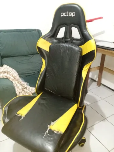 Cadeira Gamer ergonômica e reclinável