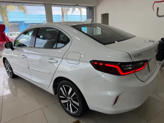 Honda City Sedan Touring 1.5 Flex 16V 4P Aut. 2023