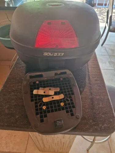 Baú Gow G33