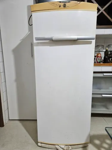 Freezer Brastemp 240 Frost free