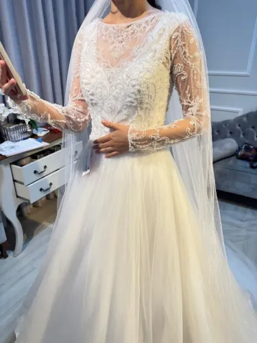 Vestido de noiva elegante - tamanho 38