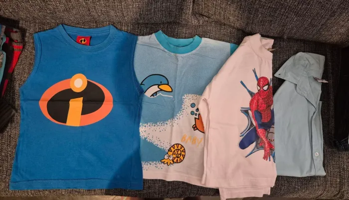 Lote de camisas 2/4 anos
