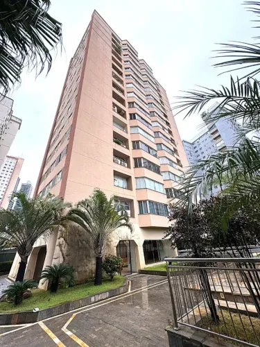 Vende-se Apartamento no Setor Oeste, Ed. Villa dei Fiori, 4 quartos