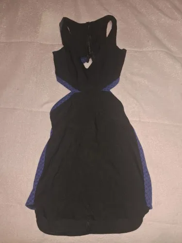 Vestidos feminino, uma para o dia bem casual, outro para noite