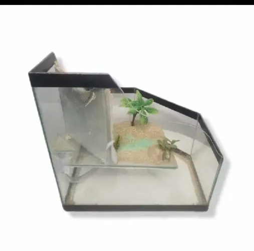 Aquaterario com cascata 