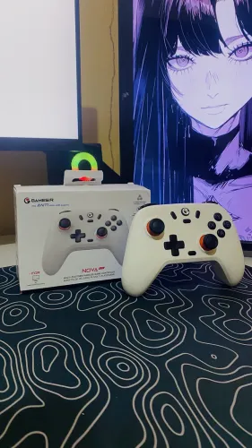 Controle Gamesir Nova Lite