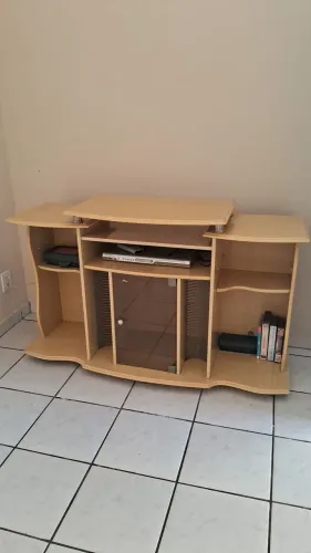 Vendo Rack para TV excelente estado de conservação