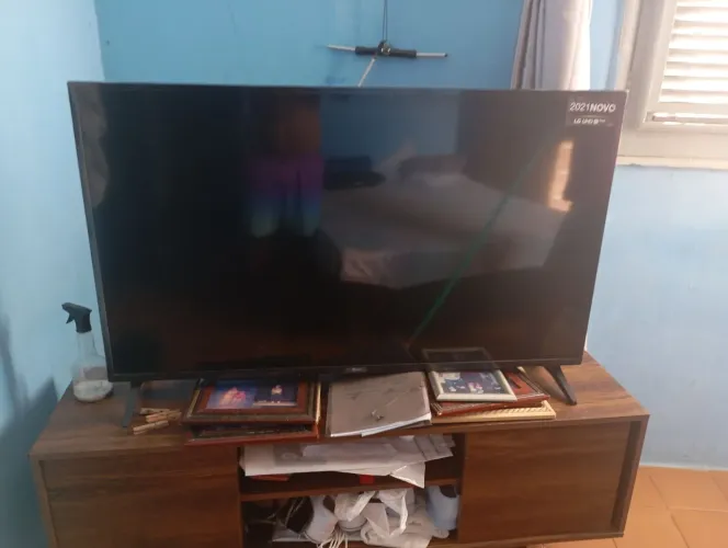 Vendor carcaça de Tv LG 50 polegadas usada com defeito.