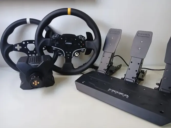 Kit Moza R3 - Volante Direct Drive Simulador