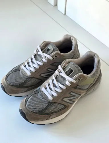 Tênis New Balance 990v5 tamanho 39BR (US 9)