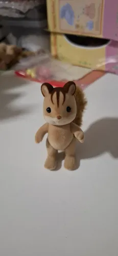 sylvanian esquilo criança peladinho