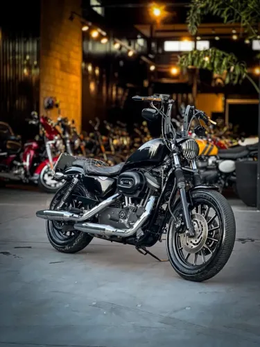 HARLEY DAVIDSON XL 883N