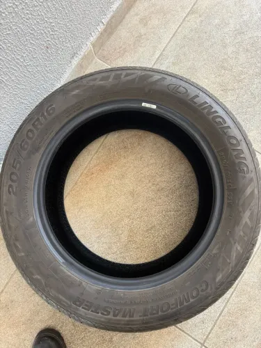 2 Pneus linglong 205/60r16 do geely só rodou 1000km