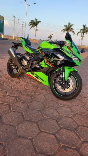 Kawasaki Zx-4R 4 cilindros 