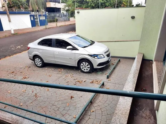 Comprar Casa Comercial no Jardim América em Ribeirão Preto