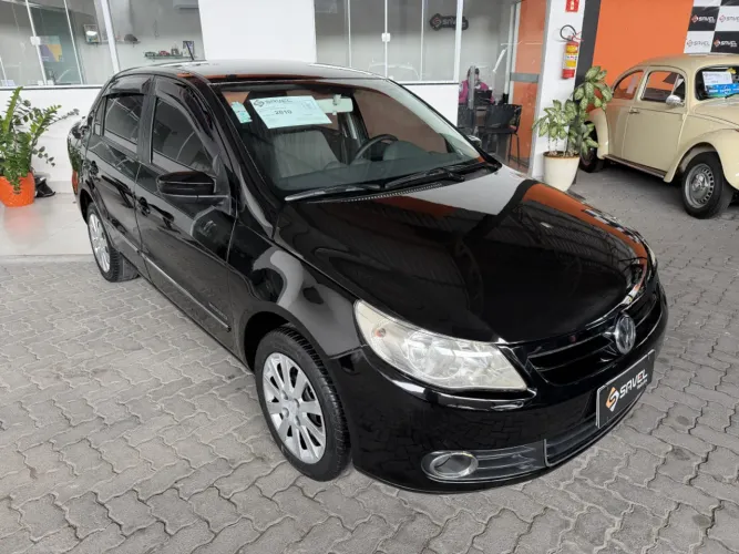 Volkswagen Voyage Comf/highli. 1.6 MI T.flex 8V 4P 2010
