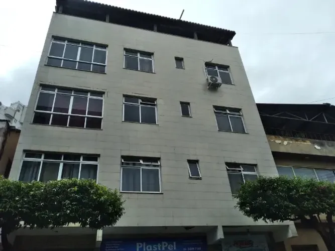 Cobertura para alugar, Leopodina, centro, 250 de area, 4quartos, 3banheiros, varandão