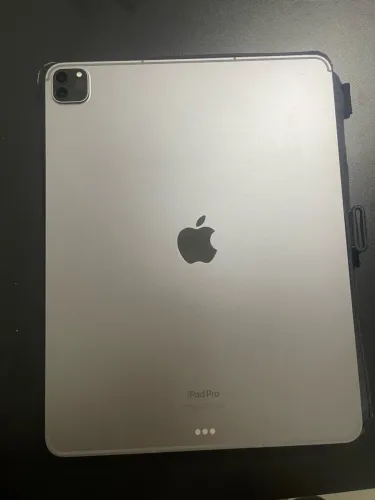VENDO IPAD PRO 12,90 pol - 6 Geração!