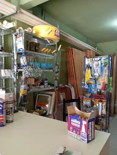 Vendo todo material para  voce botar sua loja de Deposito de con