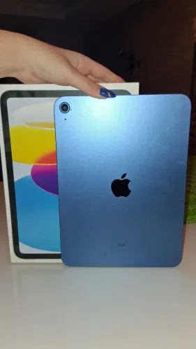 Ipad 10th 64gb AZUL com capinha, carregador e caneta(nao original)