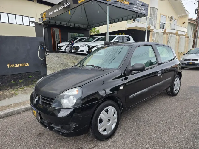 Renault Clio Campus Hi-flex 1.0 16V 3P 2010