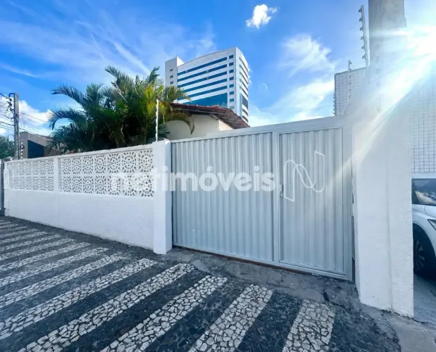 Casa para aluguel próximo a Avenida Getúlio Vargas em Feira de Santana.
