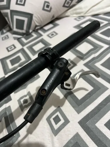 Freio deore m695 (dianteiro)
