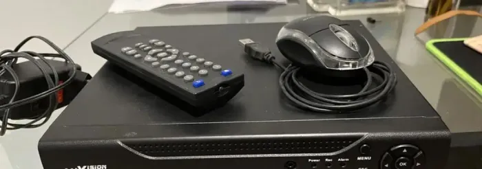 DVR lukvison 5007t8s<br>Roteador Multilaser<br>Twib