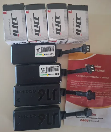 Aparelho rastreador para carro e moto