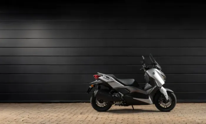 Yamaha XMAX 300 Connected ABS 0km 2026