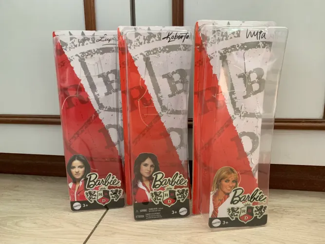 Barbie RBD caixa