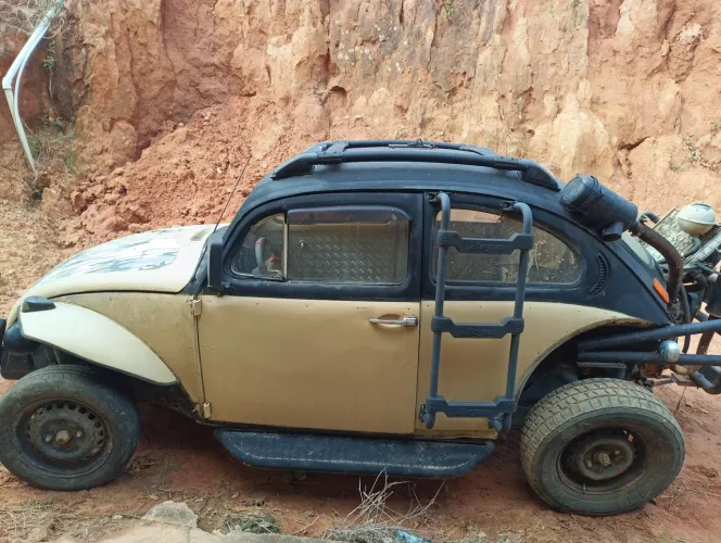 Carroceria de fusca baja gaiola