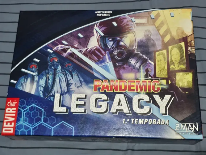 Pandemic Legacy 1a Temporada jogo de tabuleiro boardgame 