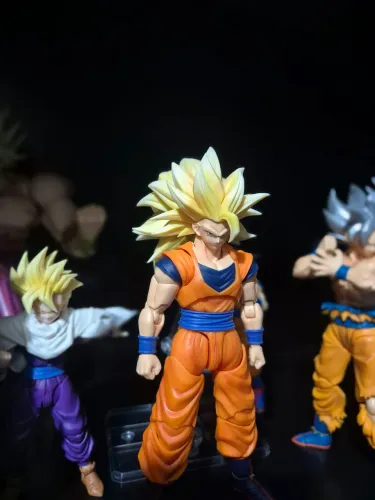 Goku SSJ3 Kong Studios