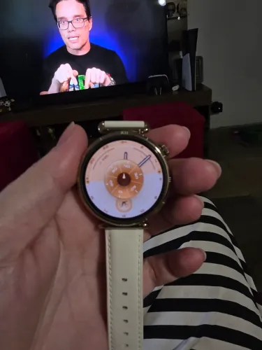 Smartwatch Huawei GT 6 dourado 41 mm + nota fiscal