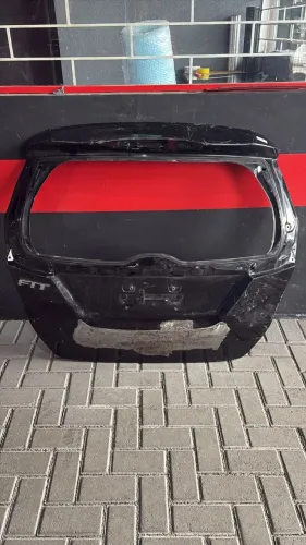 TAMPA TRASEIRA HONDA FIT 2014 2021 ORIGINAL