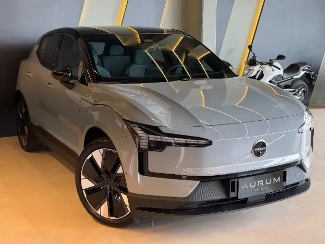 Volvo EX30 E60 Ultra (elétrico) 2024
