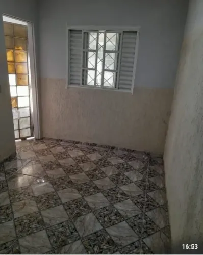 Alugo KIT Qr. 407 Samambaia Norte