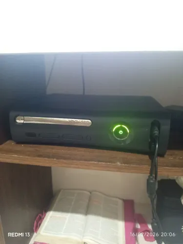 Xbox 360 FAT desbloqueado e funcionando normalmente 