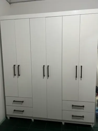 Guarda Roupa