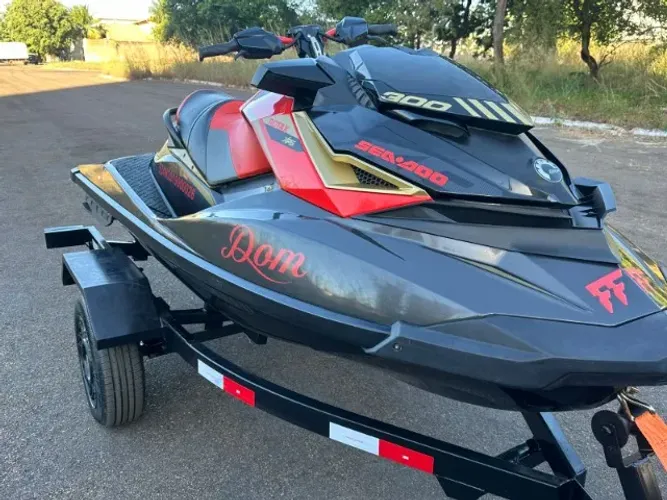 SEA-DOO RXP-X RS 300 2019 + CARRETINHA