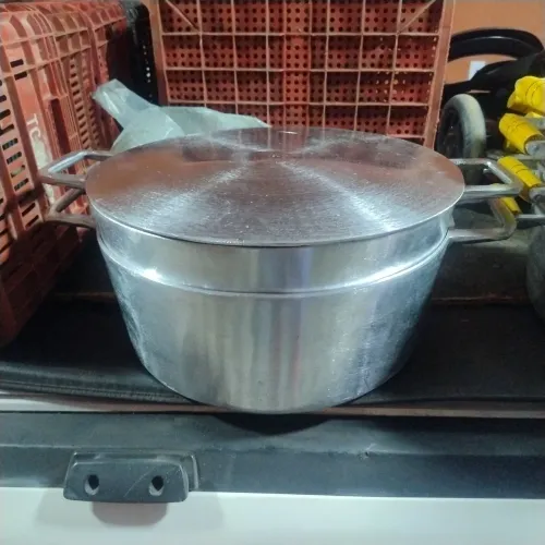Panela n 40 em alumínio batido 