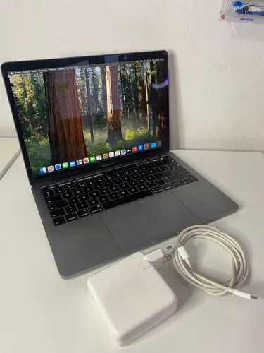 Macbook PRO i7