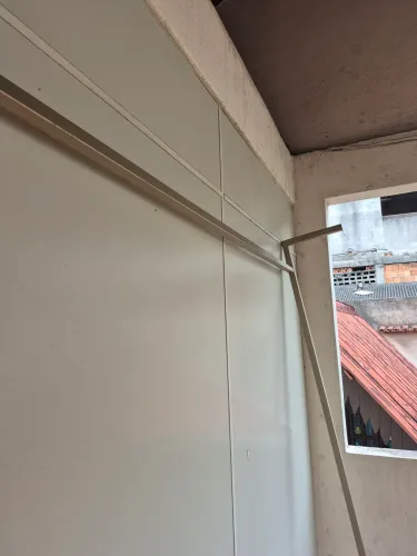 Arara para loja