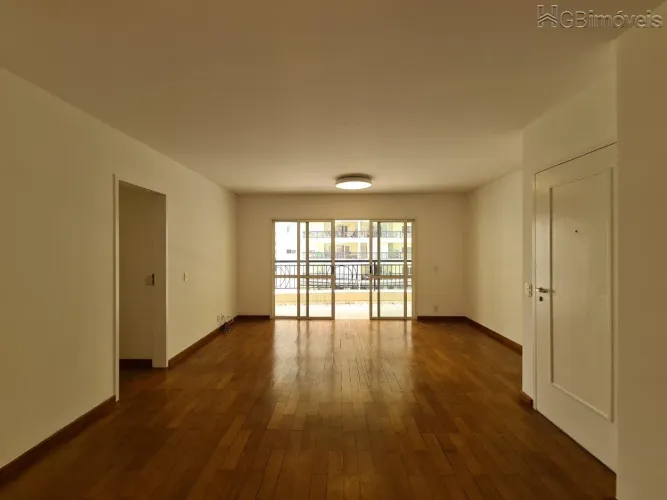 Apartamento 3 dormitorios para venda em Moema