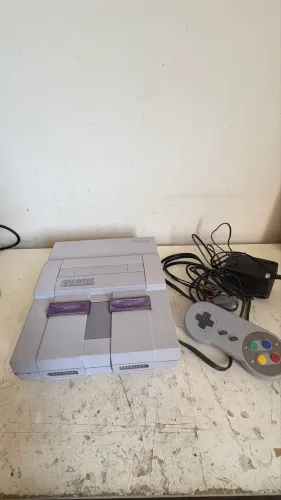 Console super nintendo com defeito