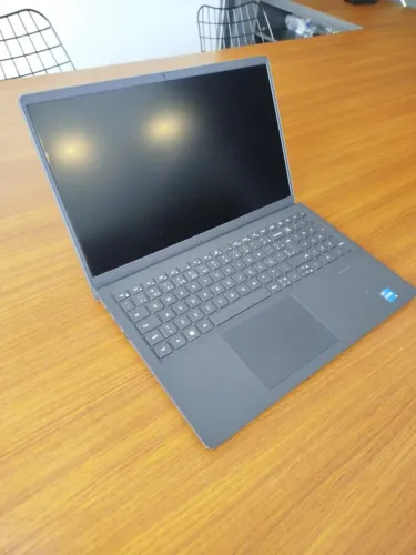 Notebook DELL Inspiron 15 (3520)
