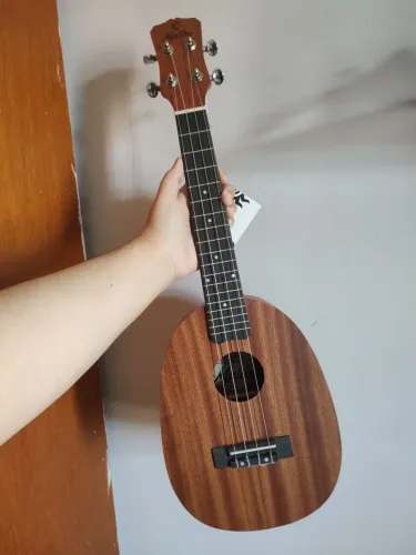 UKULELE CONCERT MALIBU CONCERT ABACAXI 23 SP AÚSTICO COM CAPA