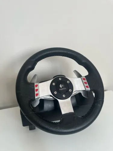 Volante G27 Completo com câmbio