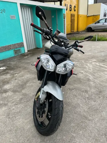 Street triple 675 2015